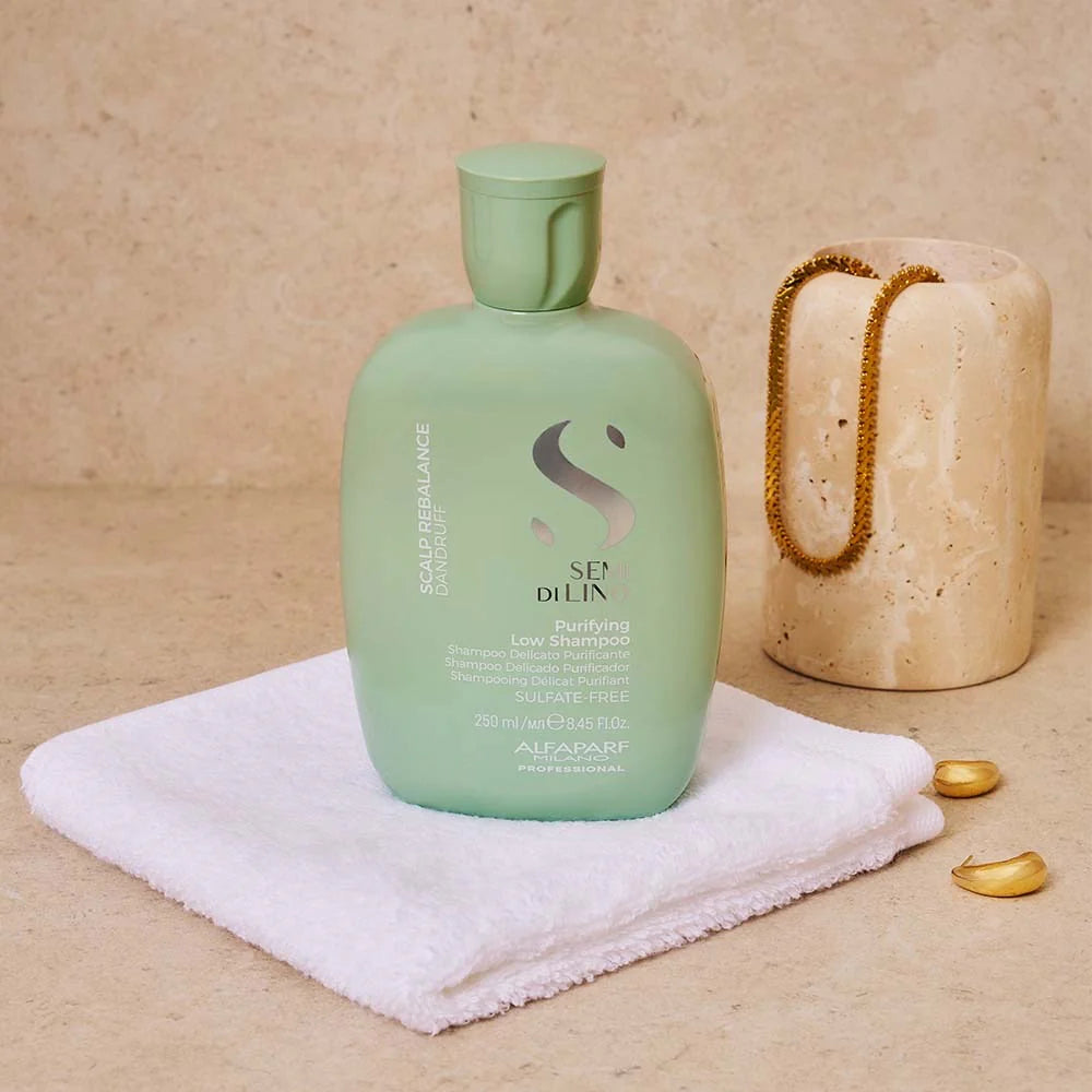 Semi Di Lino Anti-Dandruff Shampoo bottle details and key complexes