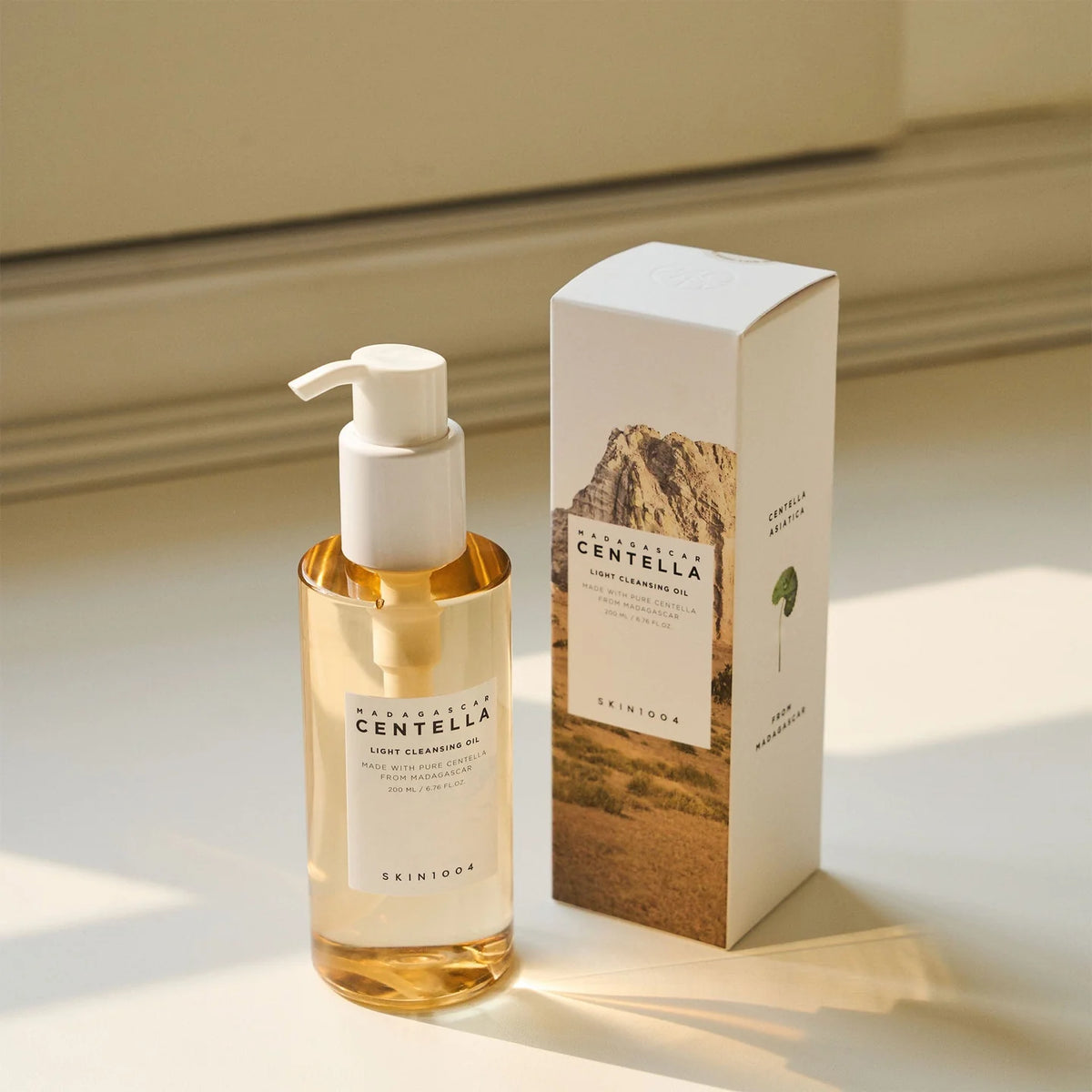 SKIN1004 Madagascar Centella Light Cleansing Oil 200ml – makeup-removing cleansing oil